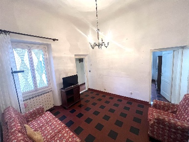 Foto Appartamento a Firenze Campo di Marte di 80 m² con 5 locali in vendita
