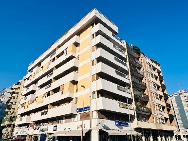 Foto Appartamento in Via Gaetano Postiglione 3, Bari San Pasquale di 160 m²
