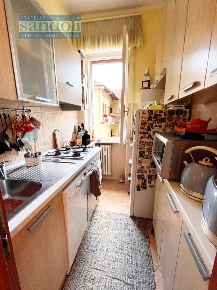 Foto Appartamento in Via Bengasi, Vercelli Semicentro di 70 m² con 3 locali
