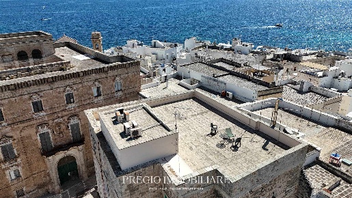 Foto Appartamento in Largo Palmieri, Monopoli Centro di 88 m² con 3 locali