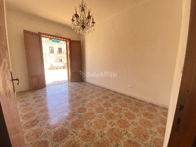 Foto Appartamento a Sciacca di 70 m² con 4 locali in affitto