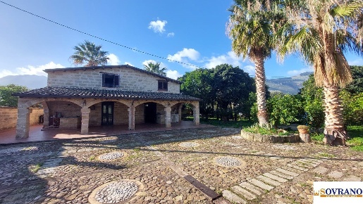Foto Villa unifamiliare a Carini Villagrazia di Carini di 160 m² in vendita