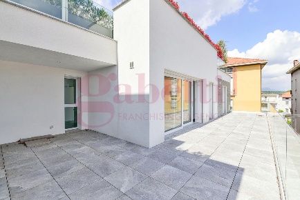 Foto Appartamento in Via ANZANI 19, Cantù in vendita