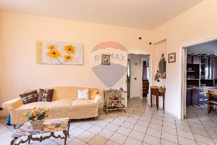 Foto Appartamento a Jesi Via dei Colli - Viale Verdi di 91 m² con 5 locali