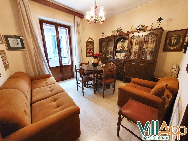 Foto Villa unifamiliare in Via Vetruvio Vacca, Fondi Centro di 140 m²