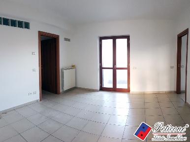 Foto Appartamento in Via Madonna delle Grazie, Fondi Centro di 85 m²