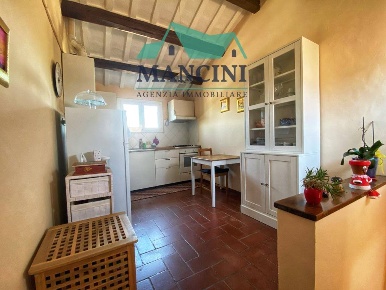 Foto Appartamento in MATTEOTTI, Jesi Centro Storico di 70 m² con 3 locali