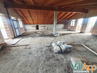Foto Villa unifamiliare in Via Sant'Antonio, Fondi di 400 m² con 5 locali