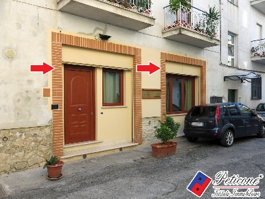 Foto Appartamento in Via Sperlonga, Fondi Centro di 70 m² con 2 locali