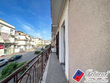 Foto Appartamento in Via Nazario Sauro, Fondi Centro di 85 m² con 3 locali