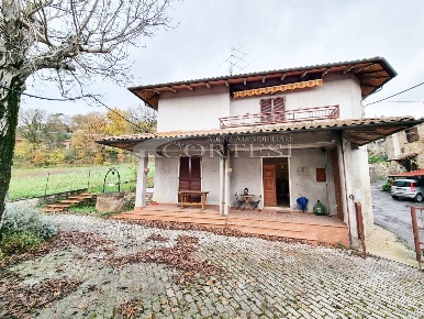 Foto Casale in Via Vetulonia, Città di Castello di 120 m² con 4 locali