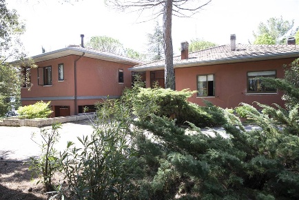 Foto Villa unifamiliare in VIA SAN MARCELLO 77, Jesi Santa Lucia di 480 m²
