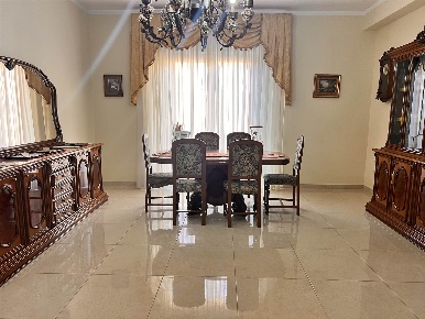 Foto Appartamento in Via Lazio  66, Sciacca Centro di 174 m² con 5 locali