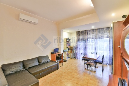 Foto Appartamento in VIA MONTE ROSA, Cesano Maderno di 100 m² con 3 locali