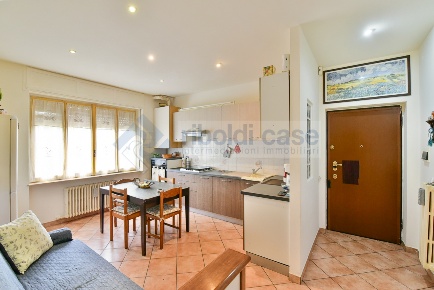 Foto Appartamento in VIA FIERAMOSCA, Cesano Maderno di 90 m² con 3 locali