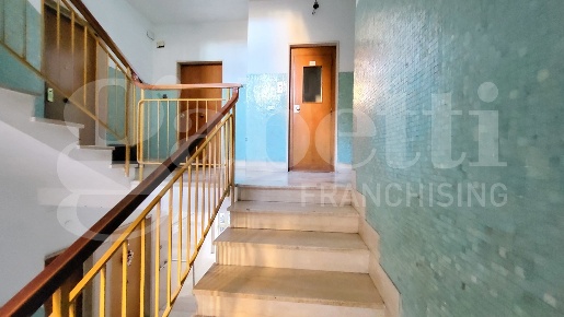 Foto Appartamento in Via Cicerone 44, Napoli Bagnoli di 85 m² con 3 locali
