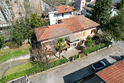 Foto Villa in Via Manfredo Fanti 12, Reggio nell'Emilia in vendita